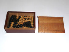 Antike Schachfiguren aus Holz (3,5 bis 7 cm) mit Holzschachtel