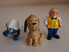Sammelfiguren Plastik:  Schlumpf, Hund Wum, De Beukelaer, 70-iger