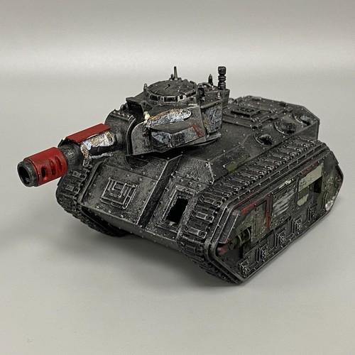 Orks geraubtes fahrzeug - fahrzeug, astra