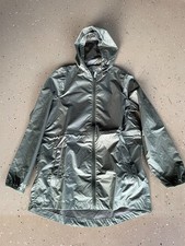 TOP Regenjacke Gr. M 40/42 NEU & ungetragen in olivgrün