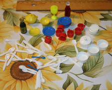 DDR Puppenstube besteck Geschirr spielzeug flaschen vintage alt AC