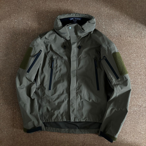Arc teryx leaf alpha jacket - arc'teryx,