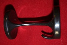 Massiver schwarzer Garderobenhaken mit Huthaken Kleiderhaken Metall