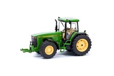 Spark/Schuco 1:32 John Deere