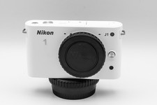 Nikon 1 J1 Top Zustand - voll funktionsfähig