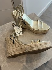 Zara Wedges 41 Gold Vinyl Sexy