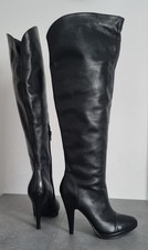 BRANDNEU!! Overknees RESERVED