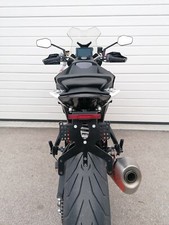 kurzer Kennzeichenhalter REVO