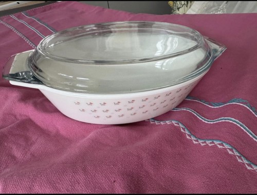 Pyrex mid century - mid, vintage