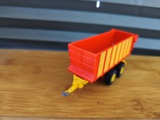 Siku Silagewagen Anhänger rot