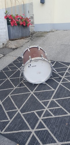 Bassdrum aus - 16", x