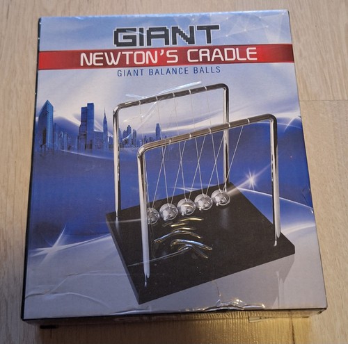 Giant newton cradle - giant,