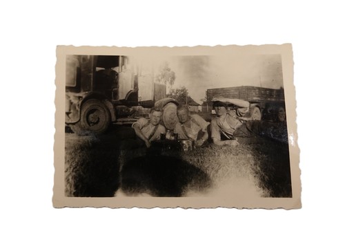 Foto soldat uniform lkw - -,