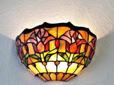 Wandleuchte im Tiffany Stil