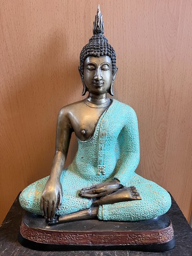 Wunderschöner thai buddha - wunderschöner,