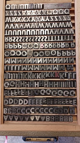 Punkt erbar grotesk fett - erbar,