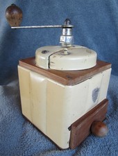 Alte Kaffeemühle - PEUGEOT