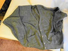 Wollstrickjacke für großen Jagersmann in 60, von Foresta