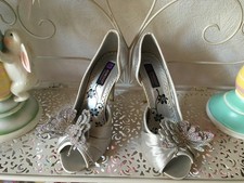 Damenschuhe Pumps Peep Toes grau Silber Glitzer Schmetterling B Ware