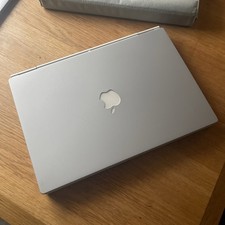 Apple PowerBook G4 Titanium