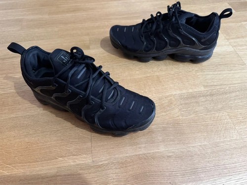 Nike air vapormax plus triple - nike,