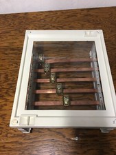 Gebrauchter Hager Baustein Univers, 300x250 mm mit Sammelschiene 10x5 mm 5-polig