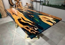 Individueller Epoxid-Esstisch