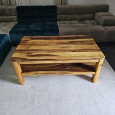 Coutisch Sheeshamholz