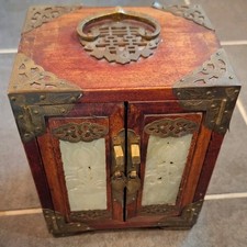 chinesisches Schmuckkästchen Schatulle Jade Holz Messing H:18,5xB:14xT:12cm
