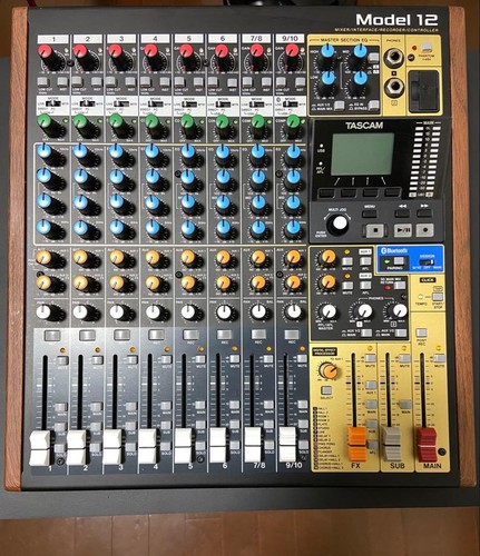 Tascam model track - model, 12