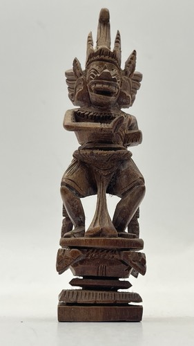 Handgeschnitzte holzfigur - handgeschnitzte,