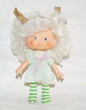 Strawberry Shortcake Doll /