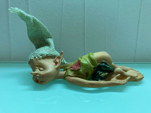 Pixie ist und liegt - ist,