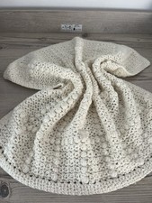 Babydecke / Handgemacht / gehäckelt / Kuscheldecke Weiß/ Creme 75x65 cm