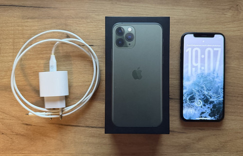 Apple iphone pro - apple, 11