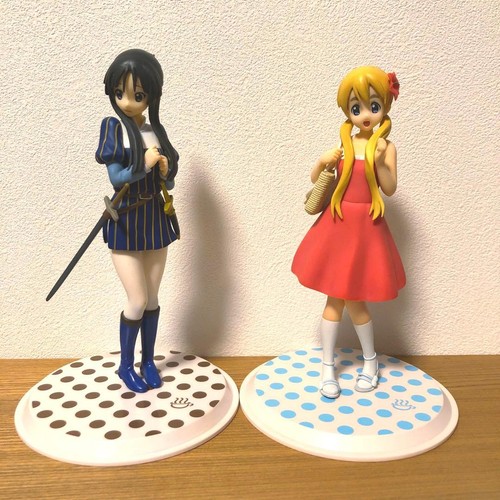 Figur romijuli akiyama - dx,