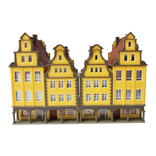 Spur vollmer haus - spur, ·