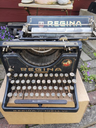 Antike schreibmaschine regina - schreibmaschine,