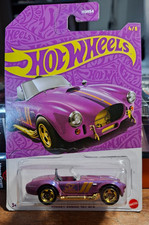 Hot Wheels 2025 Pearl & Chrome