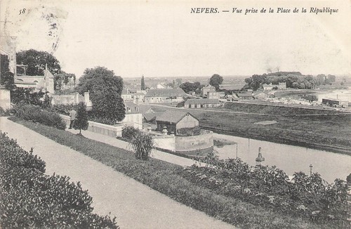 Nevers ansicht vom platz - 58,