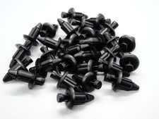 20x Verkleidung Clips Nieten