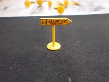 Siku Plastik  Schild Verkehrs- Zeichen V 256 Bundesstrassen Wegweiser nach Frank