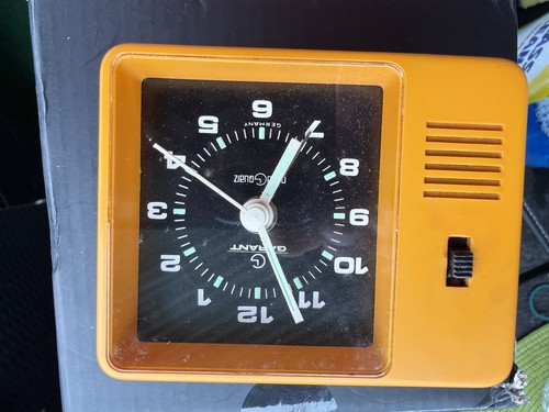 Space age quartz - space, wecker