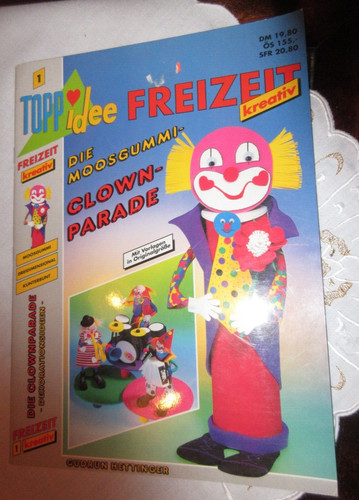 Die moosgummi clown parade von - die,
