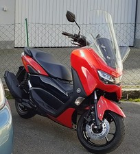 N-Max 125 Yamaha Rot Glänzend