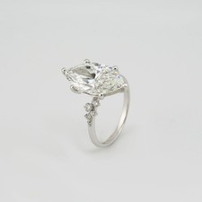 Ring mit 5,02ct F-vs1 Dia. +