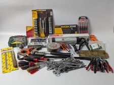 Werkzeug Konvolut - Neu + Gebraucht -Zangen - Schraubenschlüssel - Hammer - Nüss