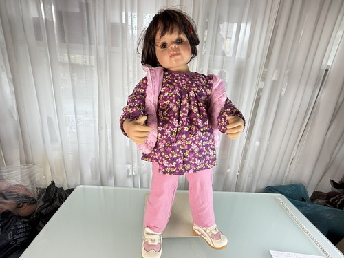 Artist doll monika - artist, peter