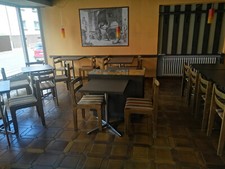 Cafe Einrichtung, Tische und