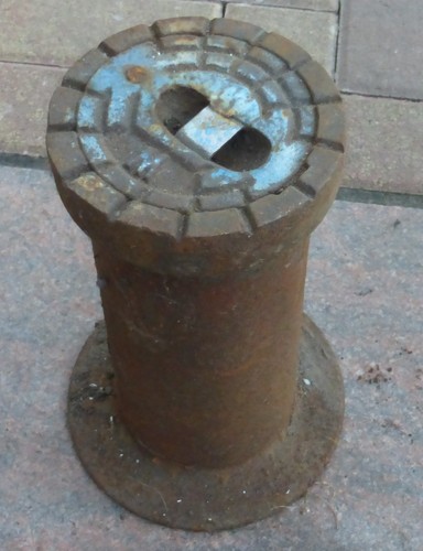 Alte straßenkappe gusseisen - straßenkappe,